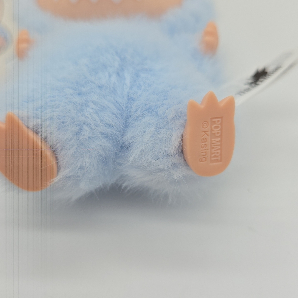 Authentic Labubu pin for love, letter D - Picture 3 of 16